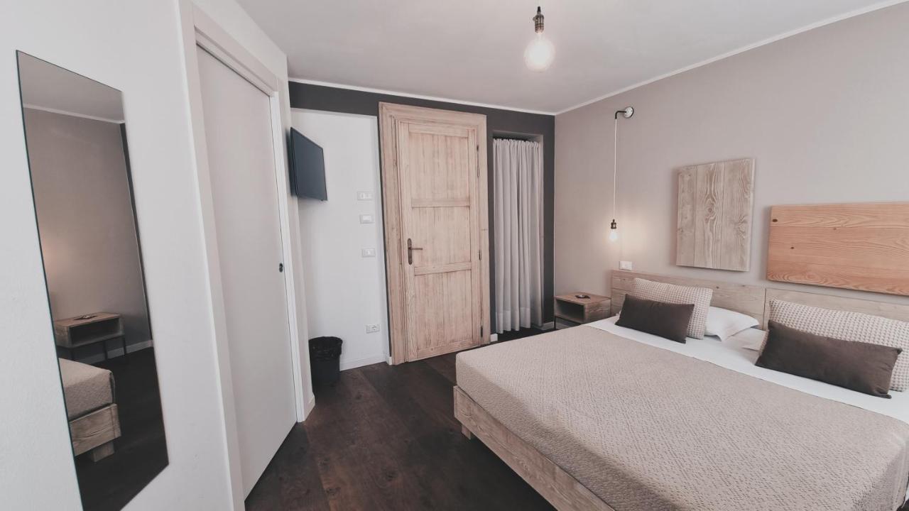 Bardoliners Hotel Бардолино Екстериор снимка